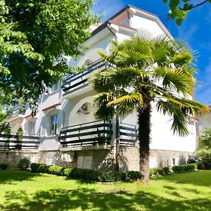 Apartment Bella 2, Malinska